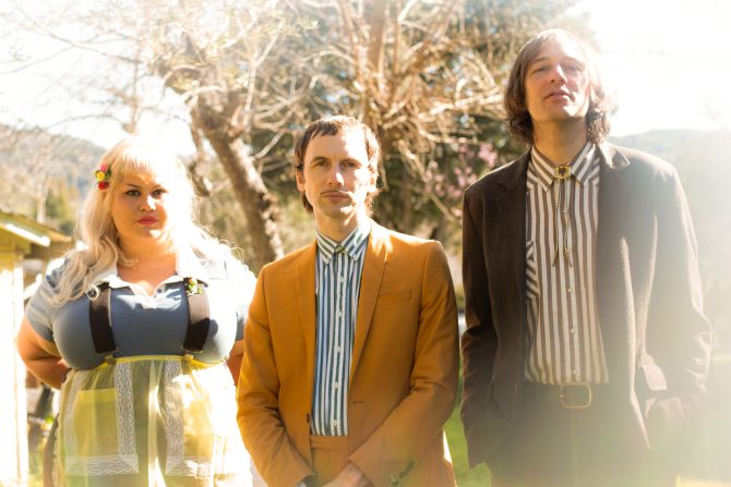 Shannon_and_the_clams_horizontal Shannon_and_the_Clams band